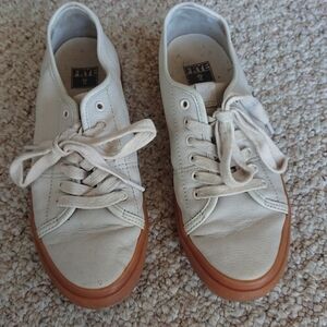 Frye Gia Leather Sneakers in ivory size 6.5